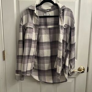 Women’s S hollister boyfriend flannel